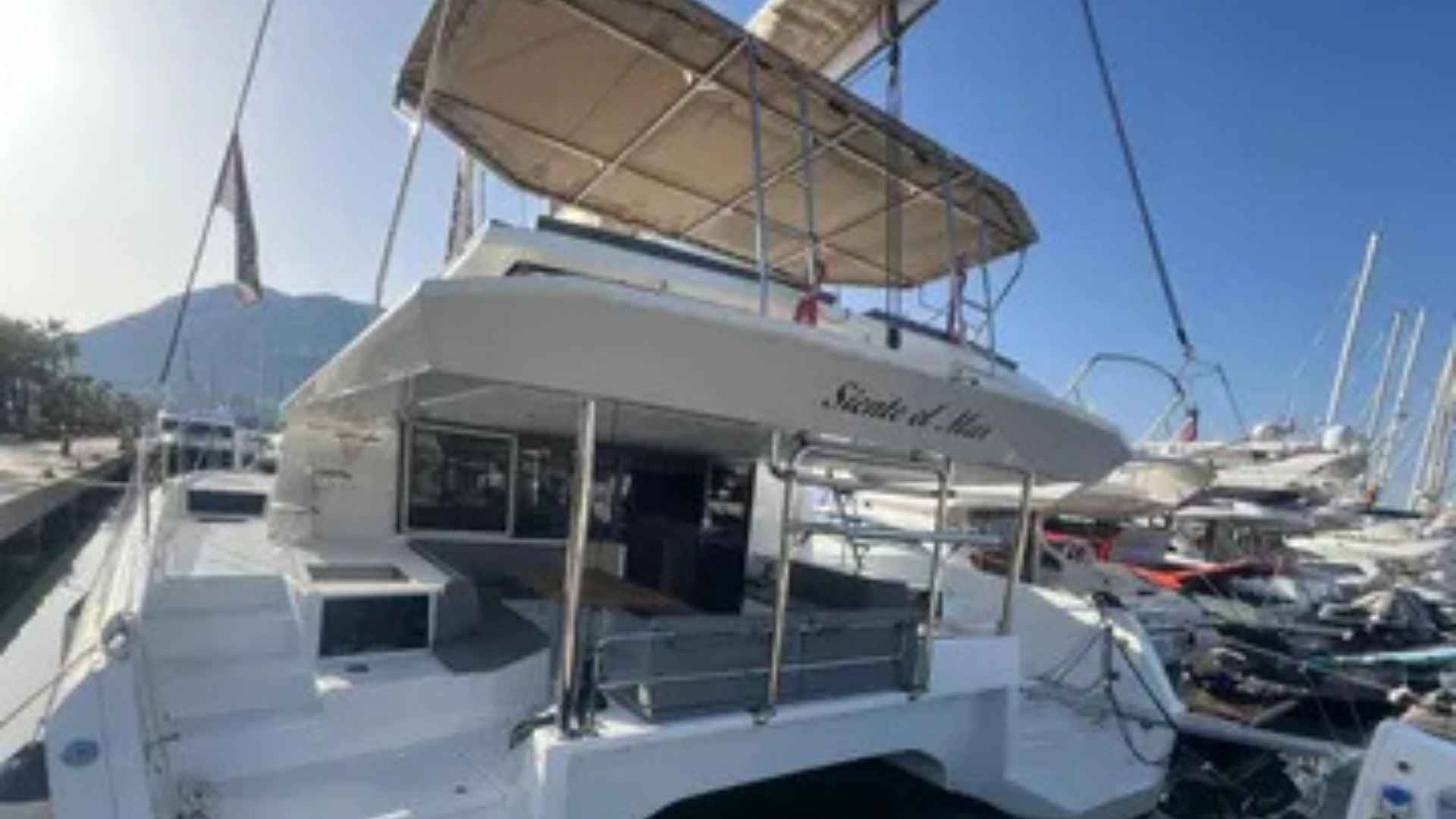 Dufour Catamarans 48