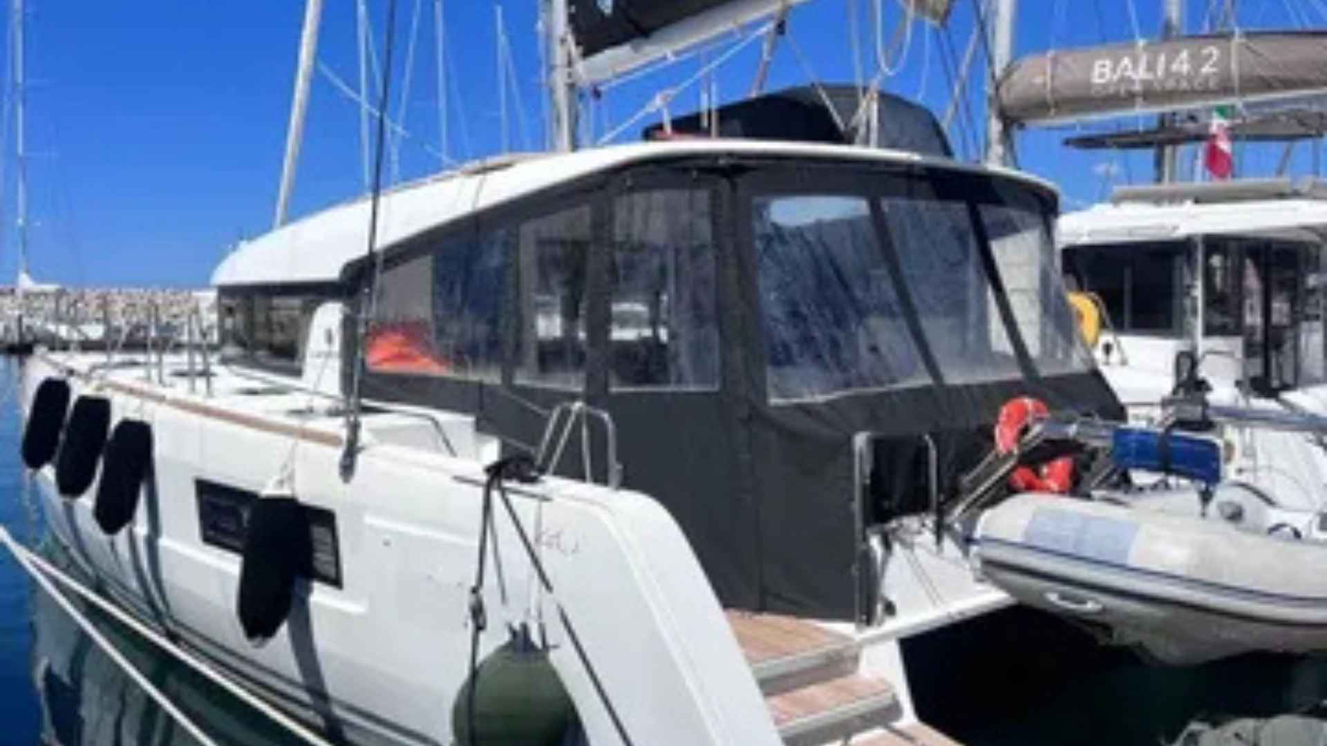 Lagoon 40